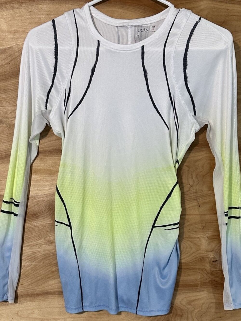 Lucky in Love Going Wild Long Sleeve Top Tennis Pickleball Women Small Stretch